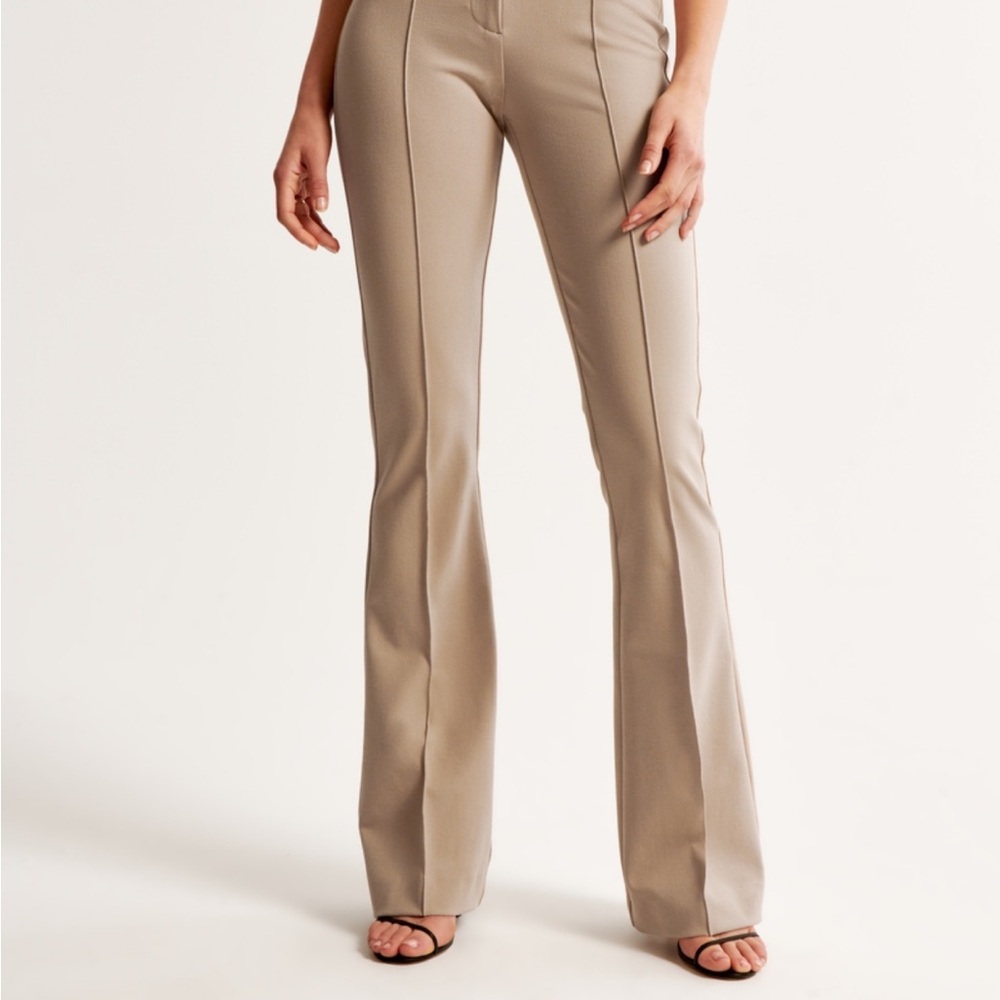 Abercrombie & Fitch Cream High Rise Flare Pant